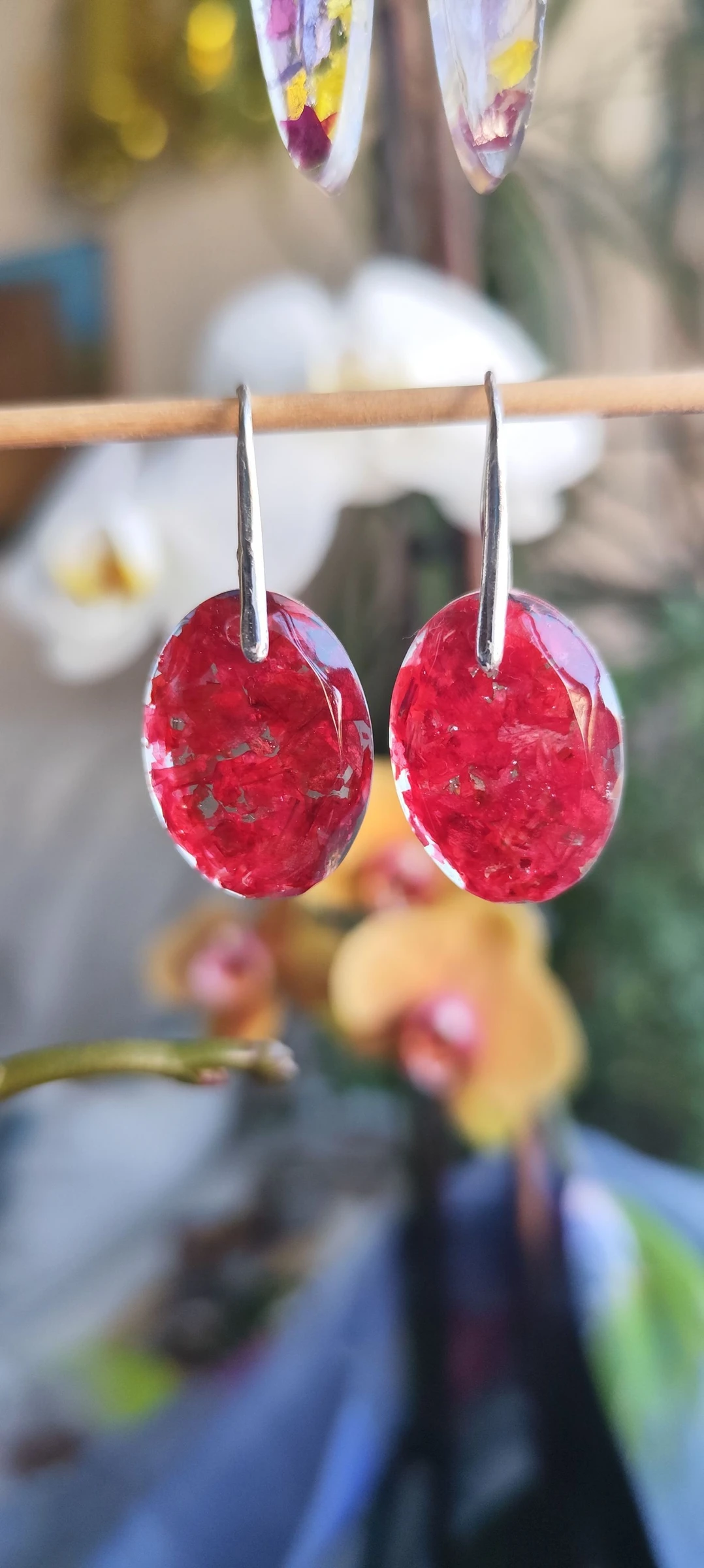 pendientes con pétalos de geranio coral natural – photo 6